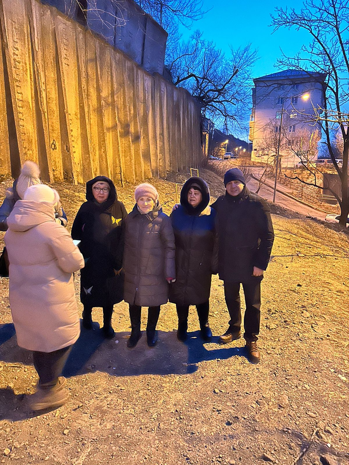 Депутат Виктор Тарабарин обсудил с жителями перспективы создания ТОС 