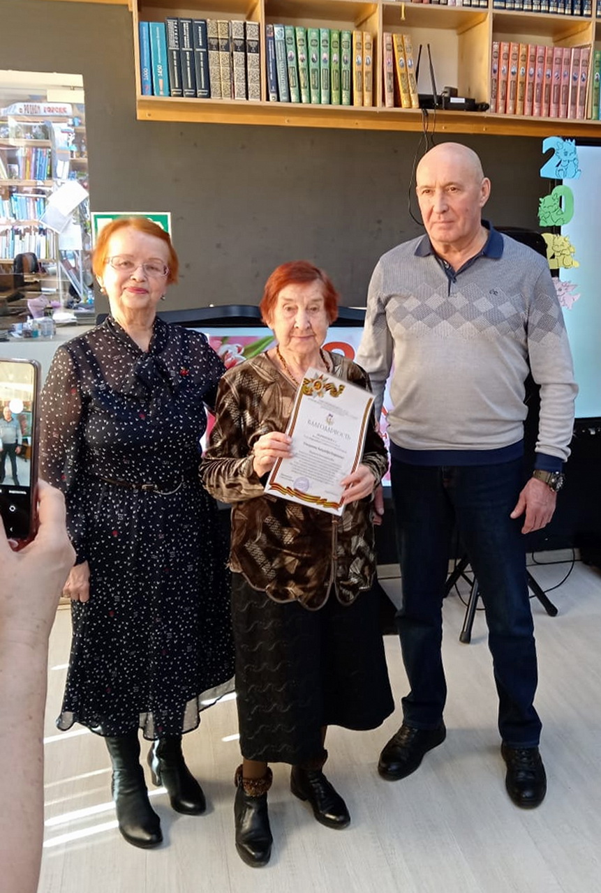 «Примите поздравления», ― с этих слов начались мероприятия с участием депутатов Думы города Владивостока