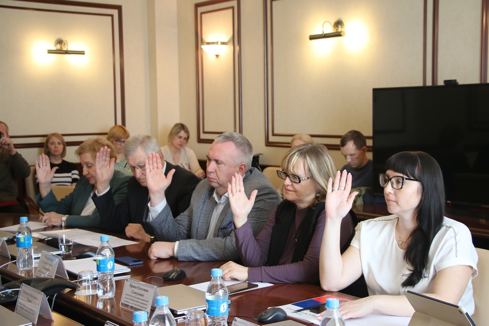 Комиссия рекомендовала присвоить звание «Почетный гражданин города Владивостока» скульптору Эдуарду Барсегову