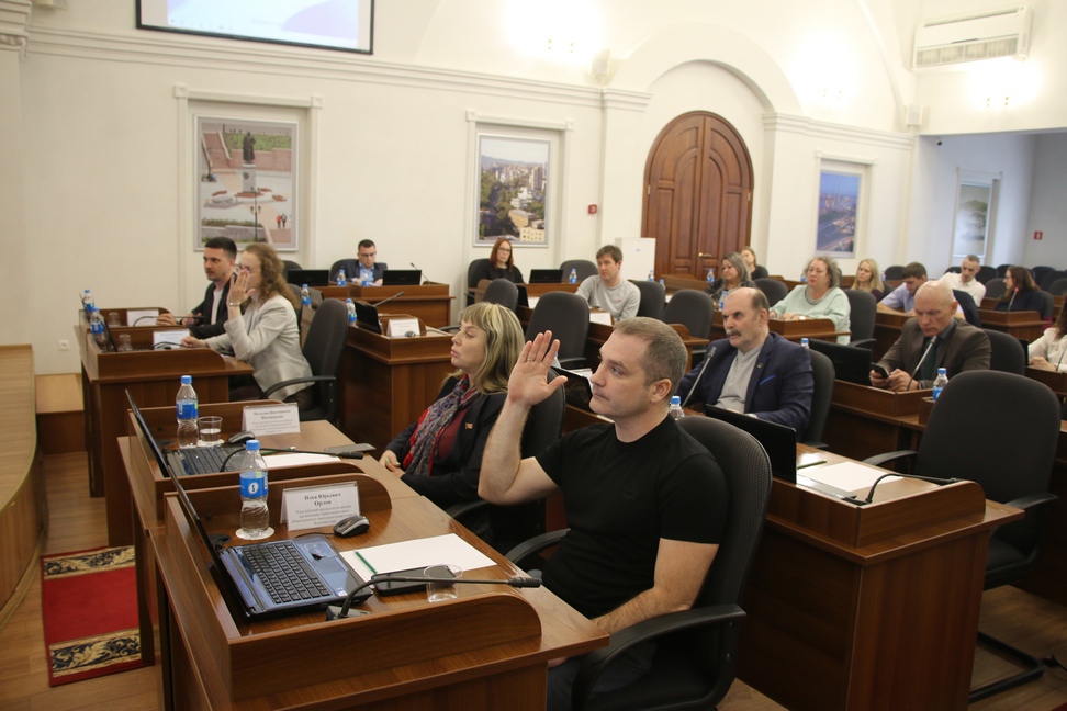 Комитет рассмотрел изменения в Устав Владивостока и границы территориальных общественных самоуправлений