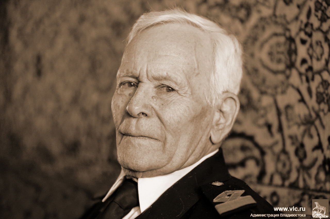 Депутаты выражают искренние соболезнования родным и близким Почетного гражданина города Владивостока Юрия Сергеева