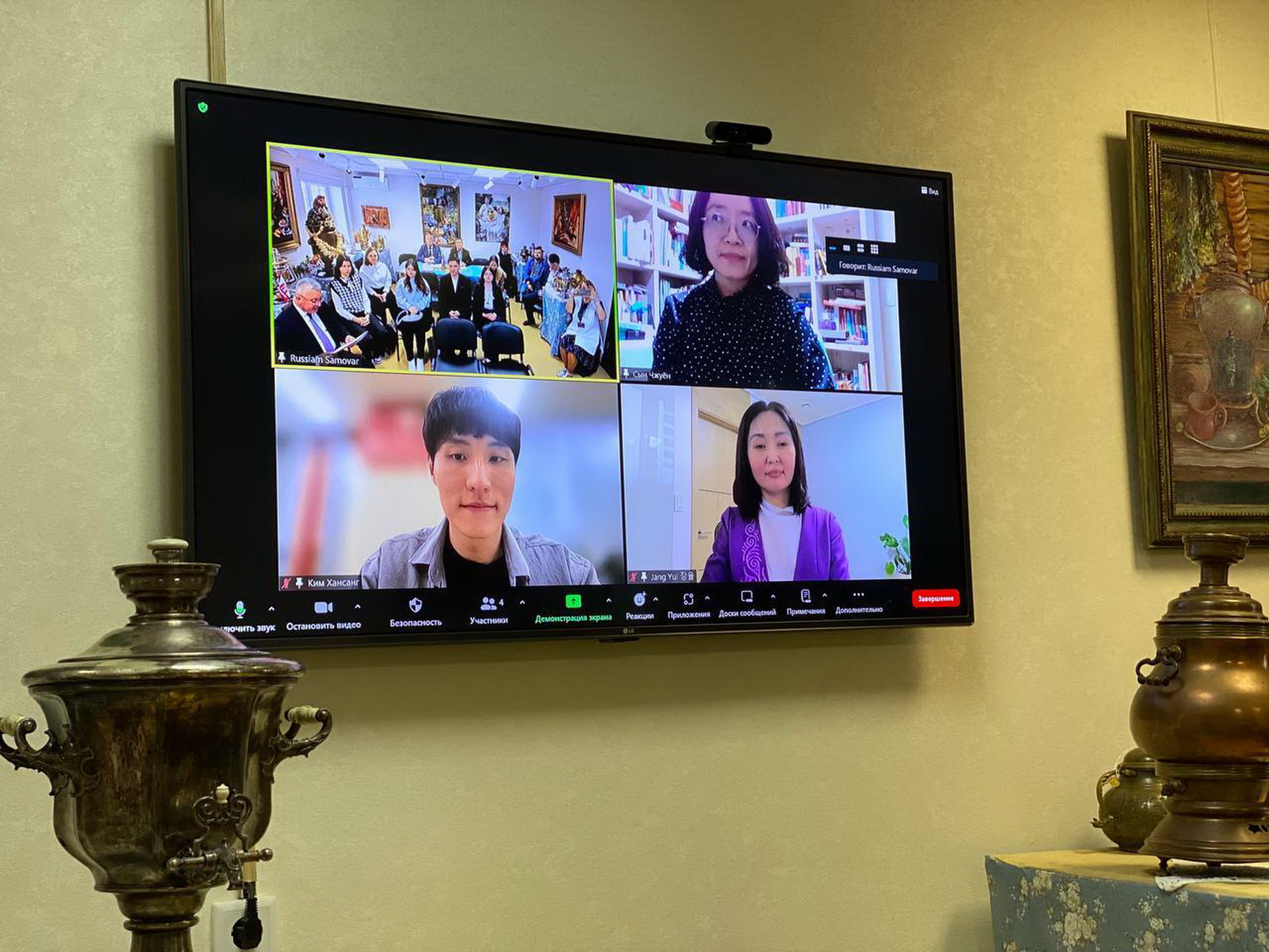 Депутаты Думы города Владивостока провели встречи с представителями органов местного самоуправления корейских городов 