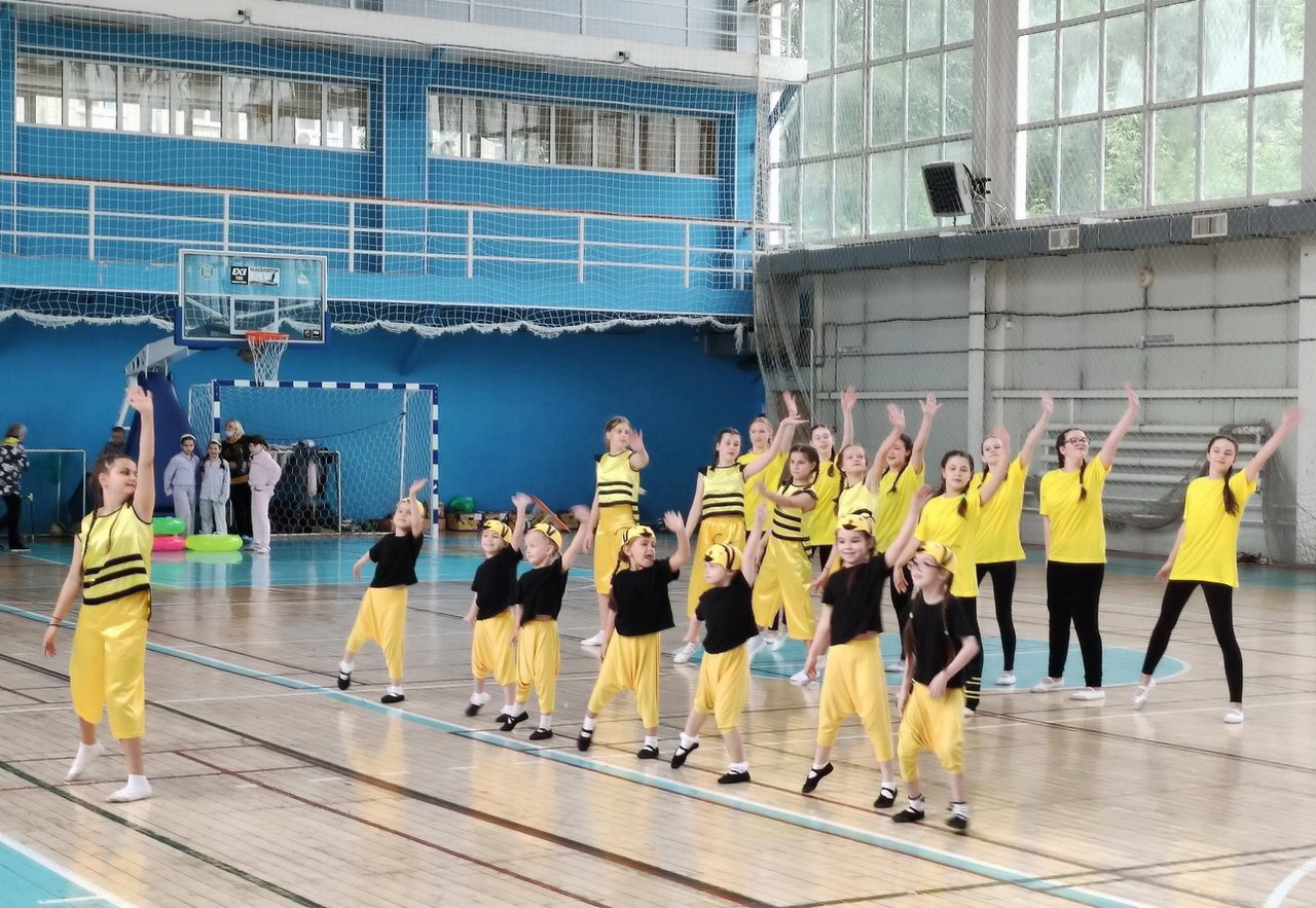 Депутат Алеся Корсак провела зарядку для представителей профсоюзов, приняла участие в инклюзивном фестивале