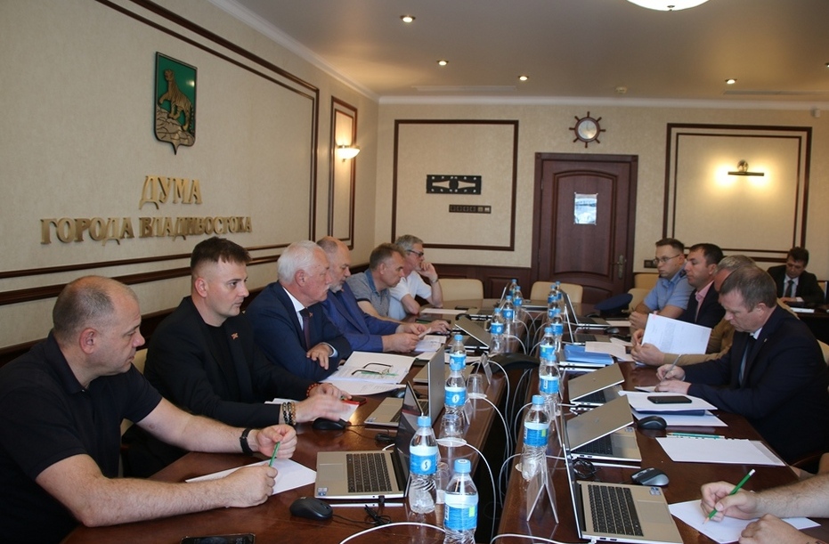 Комитет поддержал инициативу о присвоении безымянным мысам острова Рейнеке имен выдающихся дальневосточных ученых