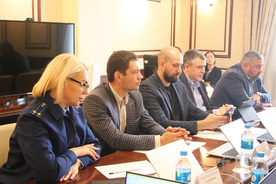 Депутаты обсудили вопросы о муниципальном контроле в сфере благоустройства и обращении с ТКО