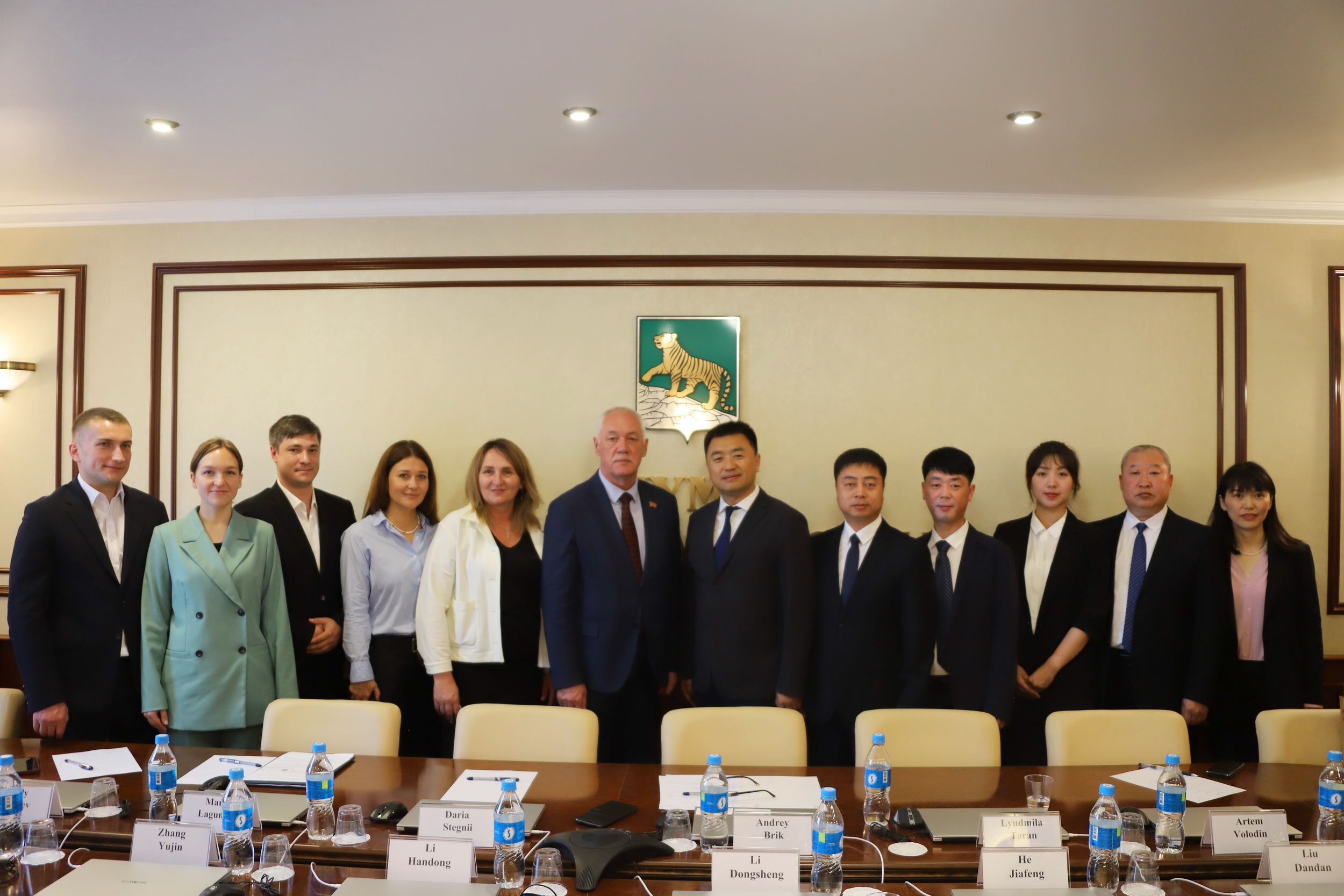 Депутаты Думы Владивостока приветствовали делегацию Народного правительства города Фуюань (КНР)