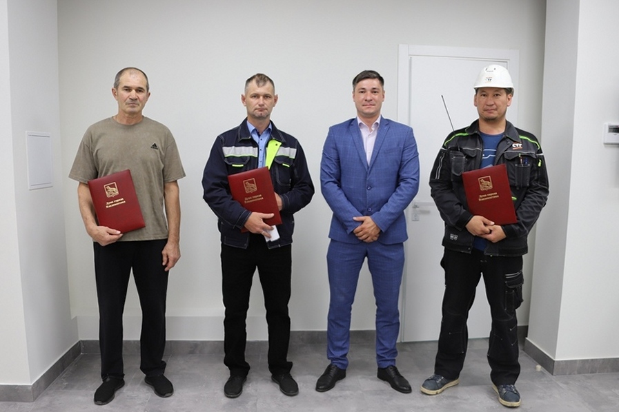 Сотрудники ООО «Стройтрансгаз-Восток» награждены Благодарностями Думы города Владивостока