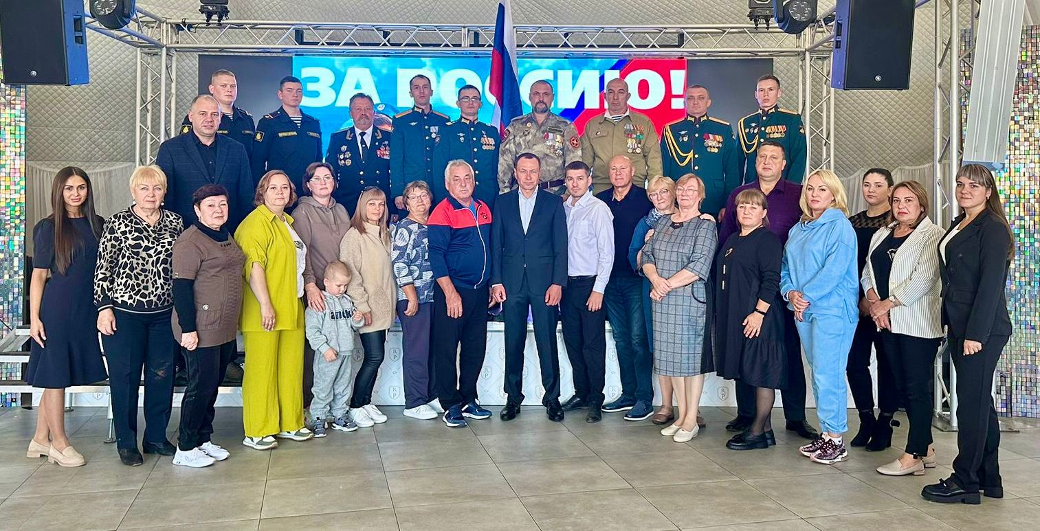 Депутат Виктор Тарабарин принял участие в патриотических мероприятиях