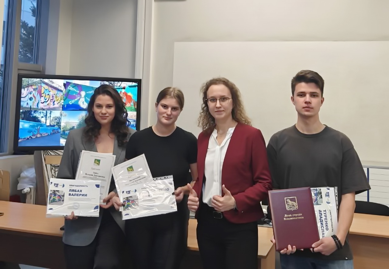 При поддержке депутата Вероники Сипачевой реализован проект «Ярус: яркий район — устойчивое сообщество»