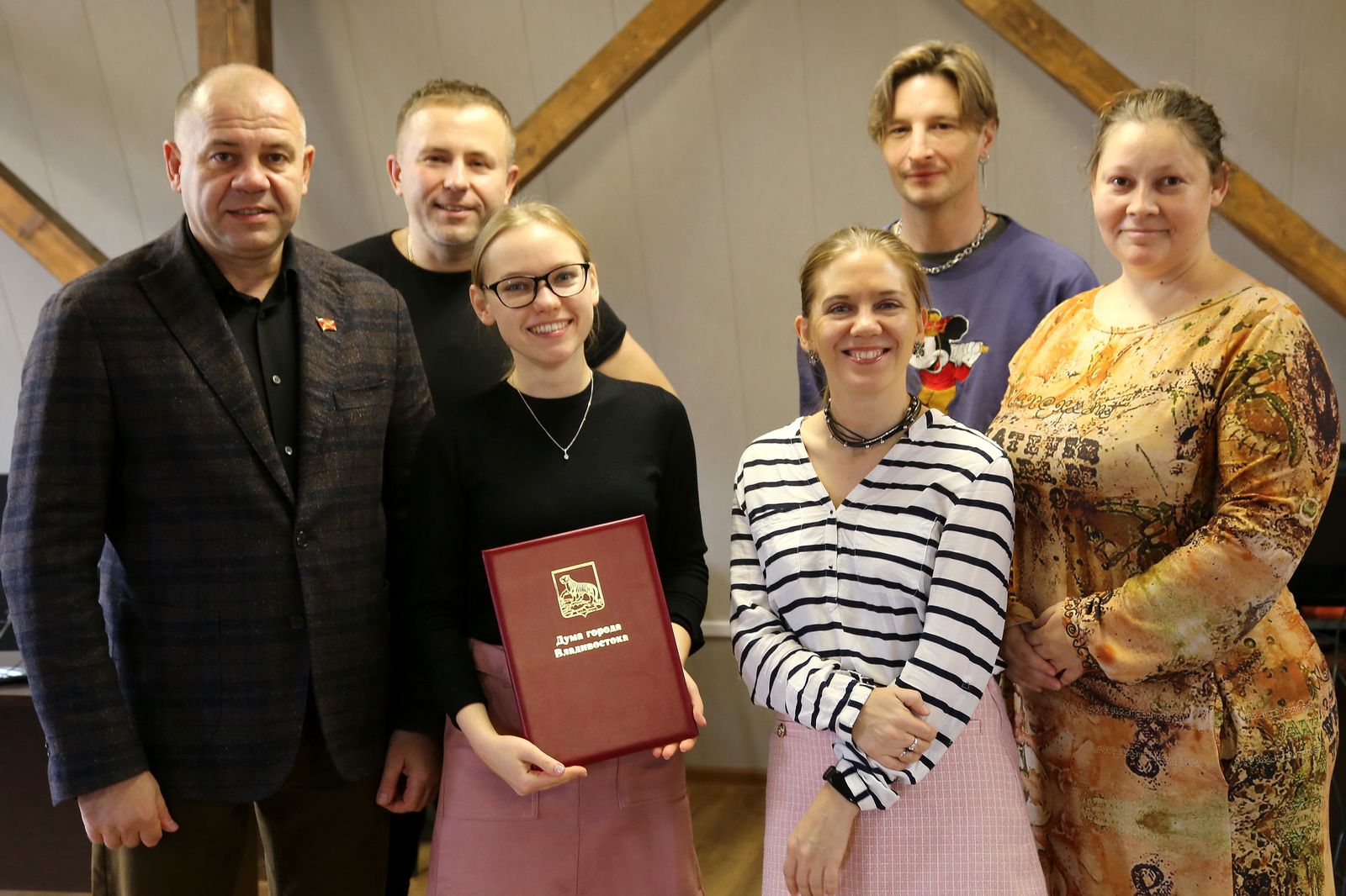 Депутат Виктор Тарабарин встретился с сотрудниками периодического издания DEITA.RU