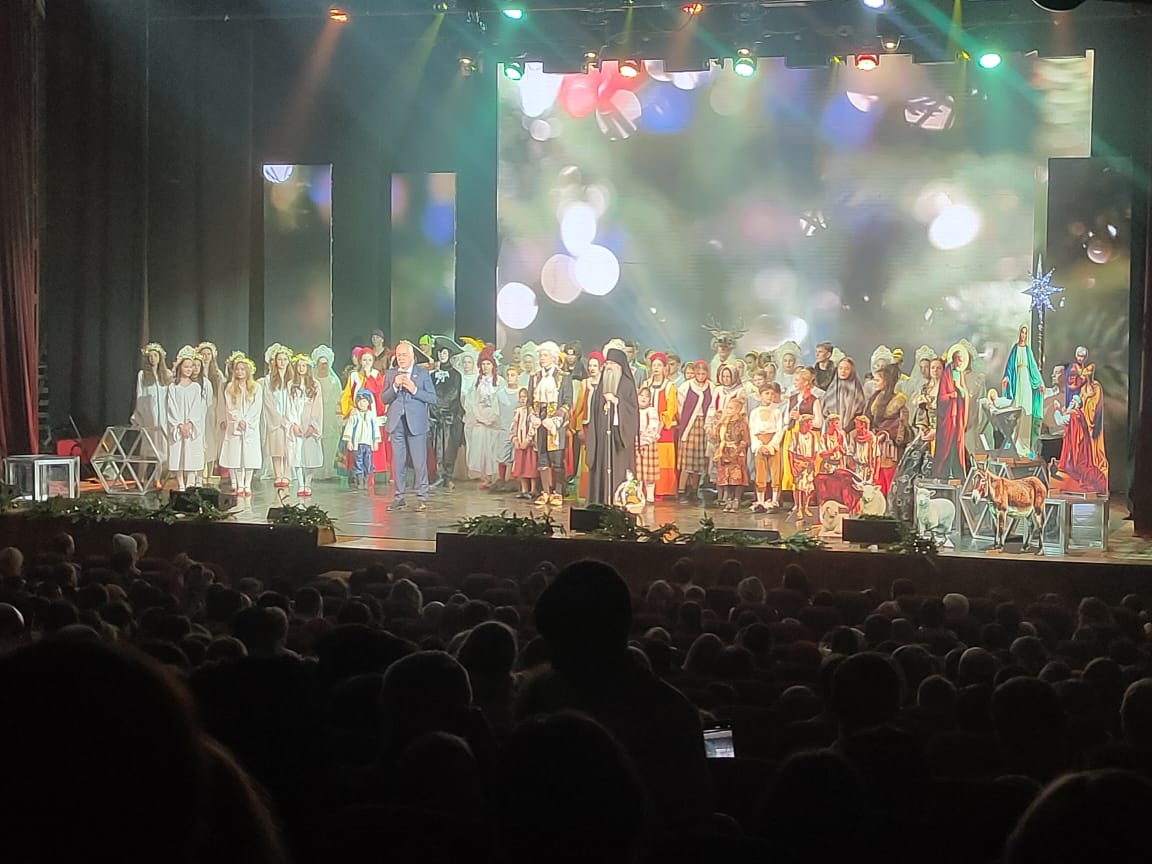 Андрей Брик поздравил организаторов и участников митрополичьей рождественской елки с новогодними праздниками