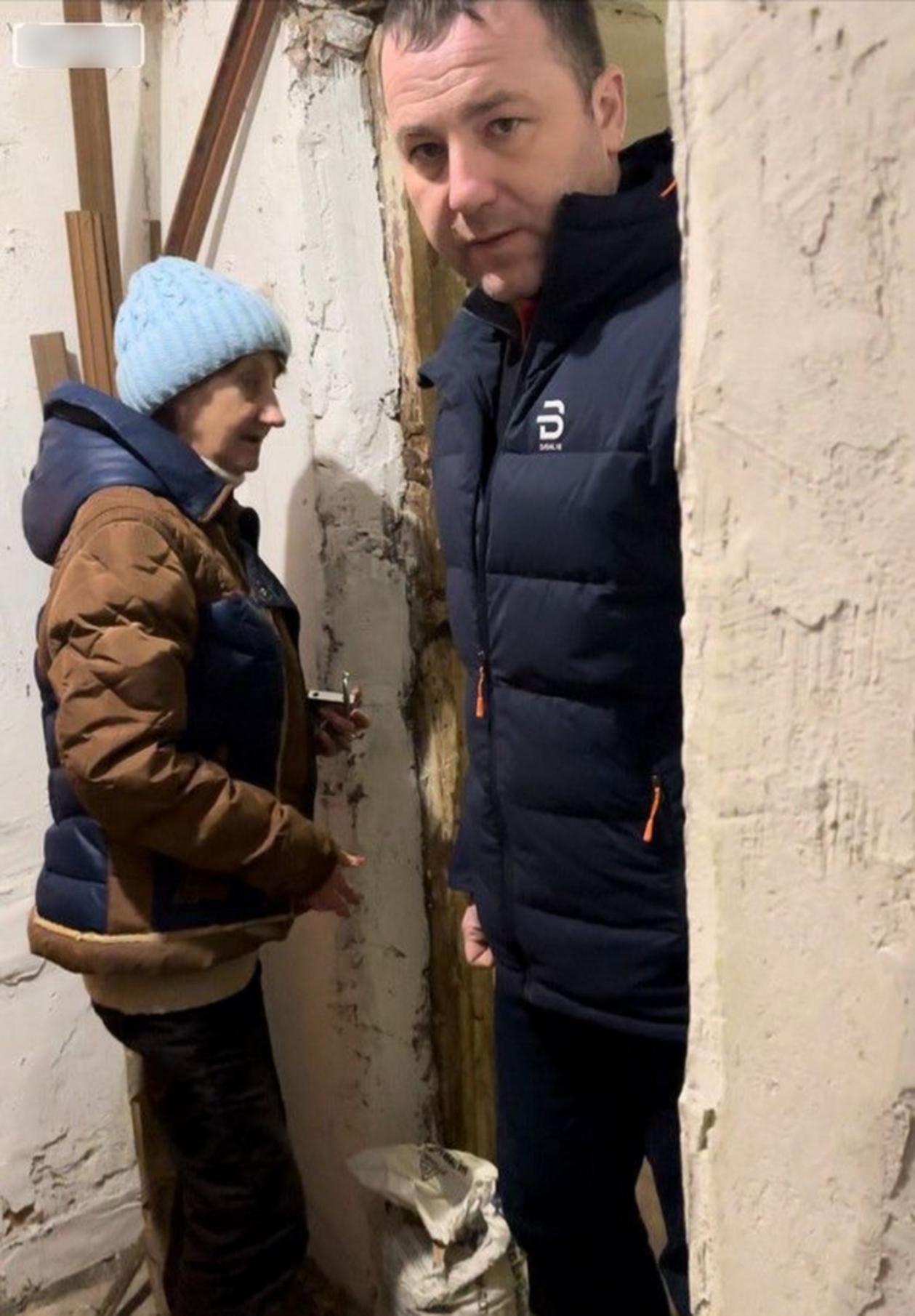 Депутат Думы Владивостока Денис Русинов оказал оперативное содействие в устранении затопления подвала жилого дома