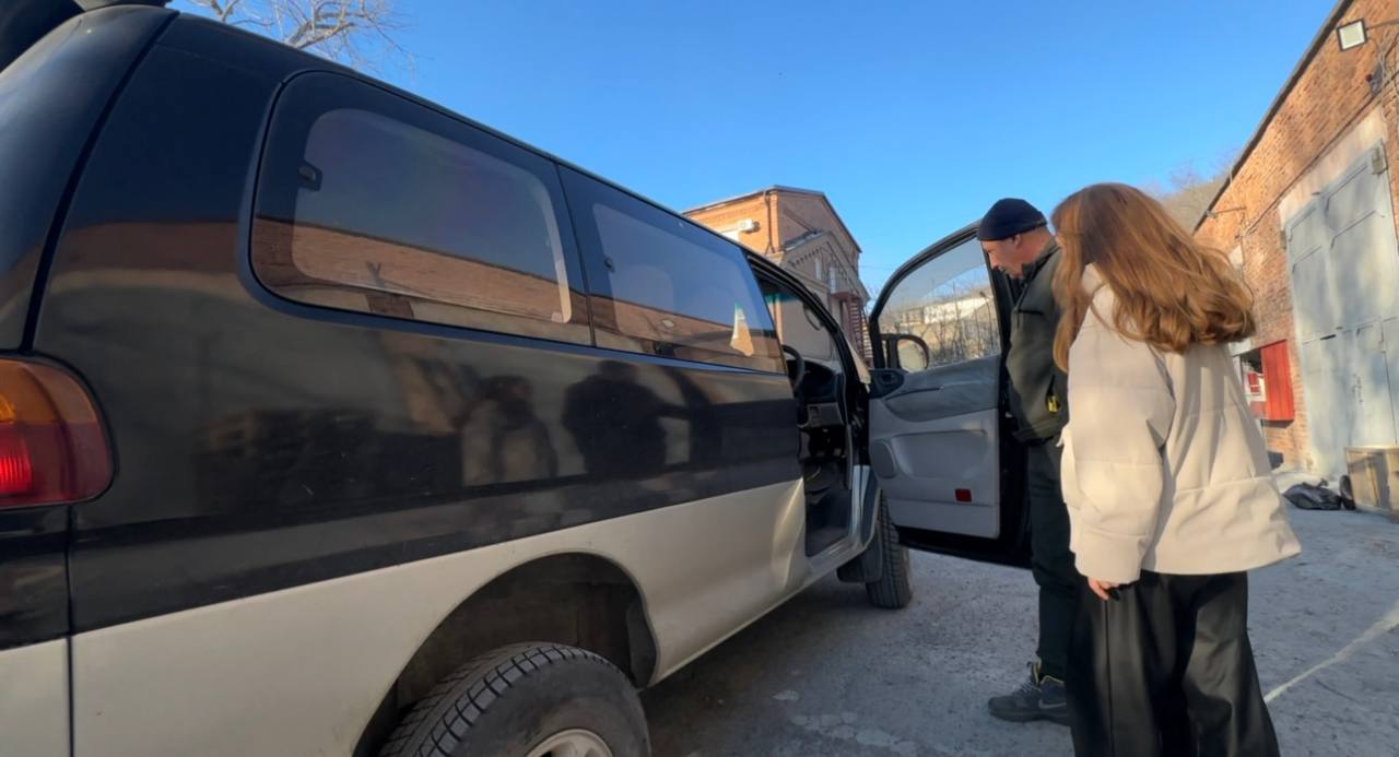 По инициативе депутата Марии Лагуновой и предпринимателей в зону СВО передан внедорожник