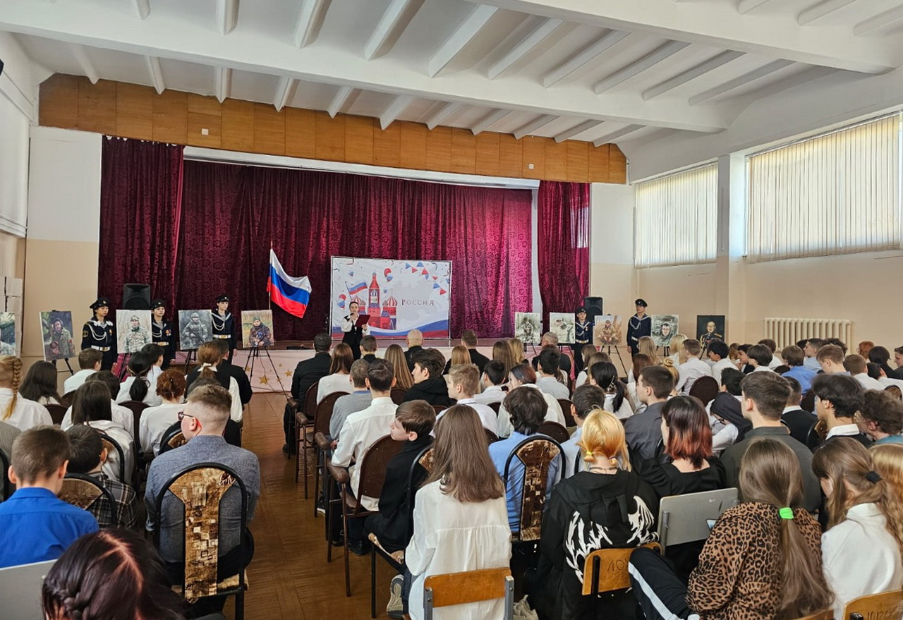 Во Владивостоке проходит выставка «Герои в лицах»